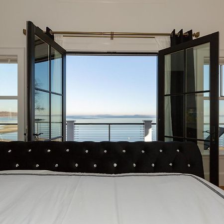 הוילה קווינסי Luxury Oceanfront Bayside Jewel מראה חיצוני תמונה